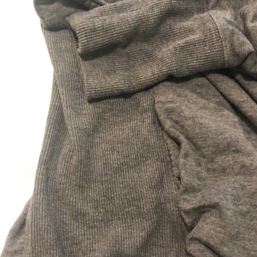 Nordstrom Caslon zip up grey jacket with pockets - Picture 5 of 5
